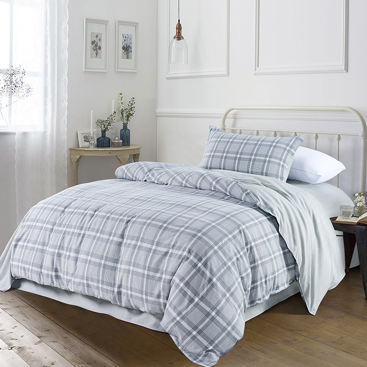 买三件套/四件套送四季被