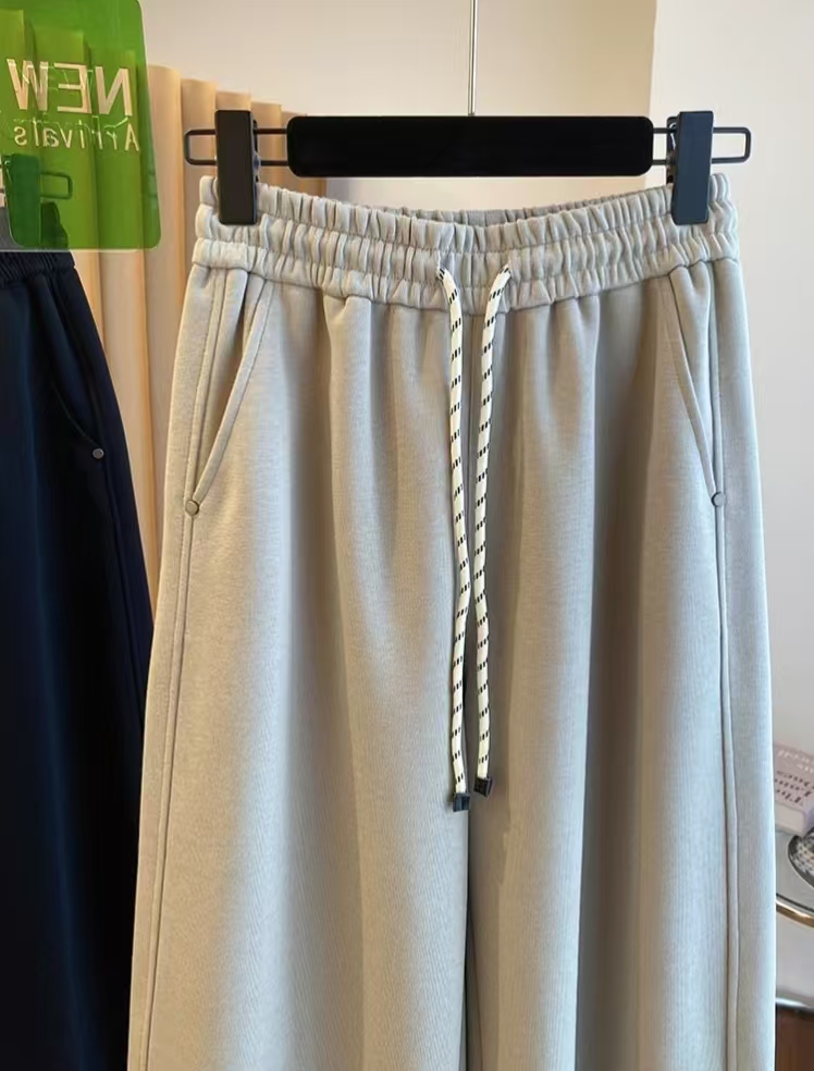 今年流行百搭香蕉裤女秋冬款加厚宽松休闲高腰弯刀裤时尚镰刀裤子