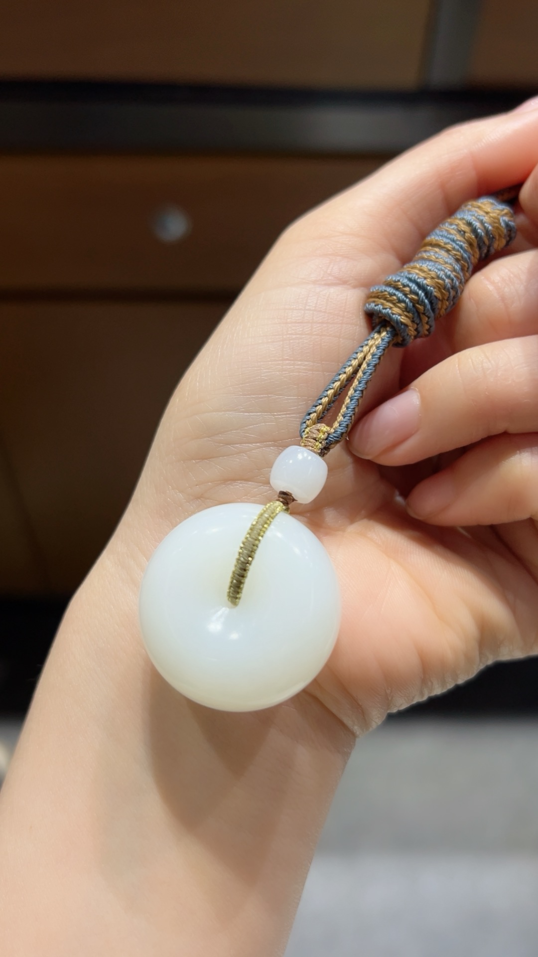 精品级白玉平安扣挂件