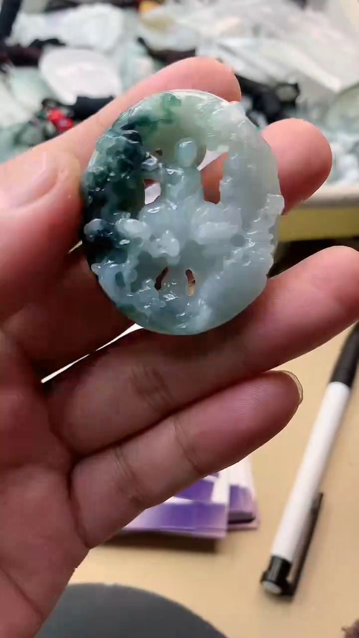 【闪购商品】定制翡翠未镶嵌翡翠