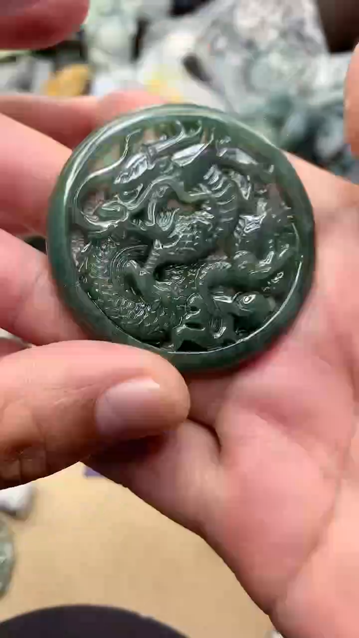 【闪购商品】翡翠颈饰未镶嵌翡翠