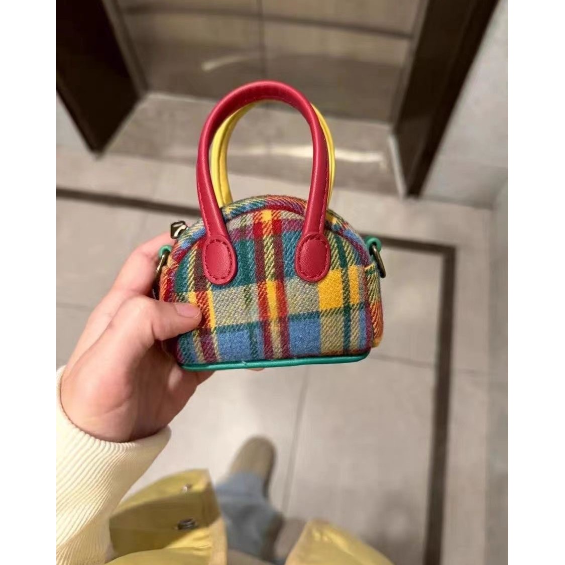 高颜值韩系小巧轻便迷你耳机包彩色格纹贝壳包时尚潮流手提斜跨包