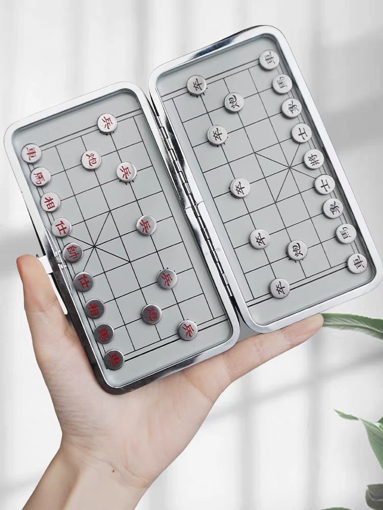 便携式全套磁吸磁铁儿童橡棋小学生带棋盘棋子小迷你象棋磁性