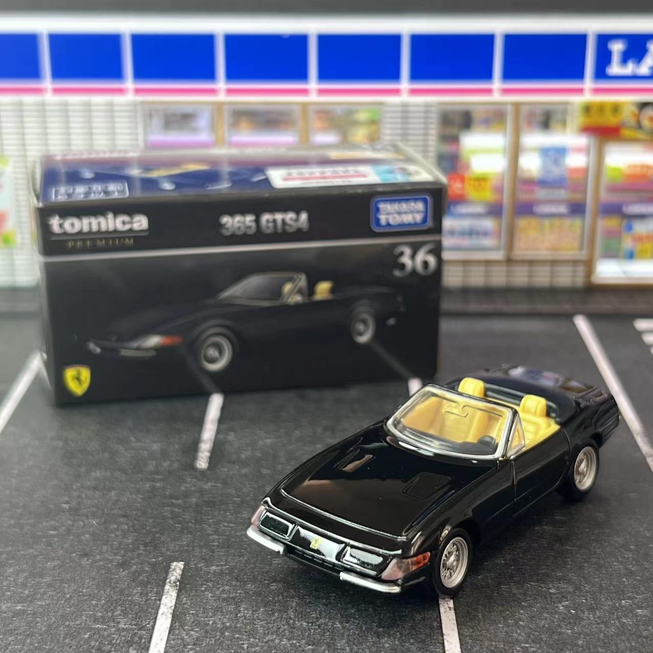 TOMY多美卡合金莫金城TOMICA 黑盒T P36号 法拉利365 GTS4初回