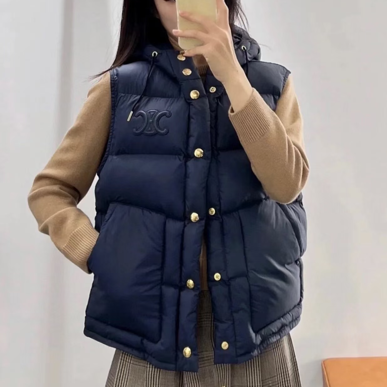 未使用 Celine/思琳 Logo贴花宽松连帽无袖外套