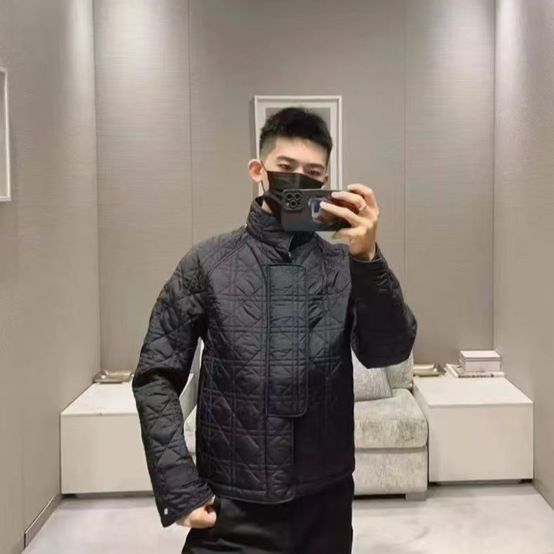 全新未使用 DIOR/迪奥 /刺绣菱格轻便保暖棉服外套/46/48码