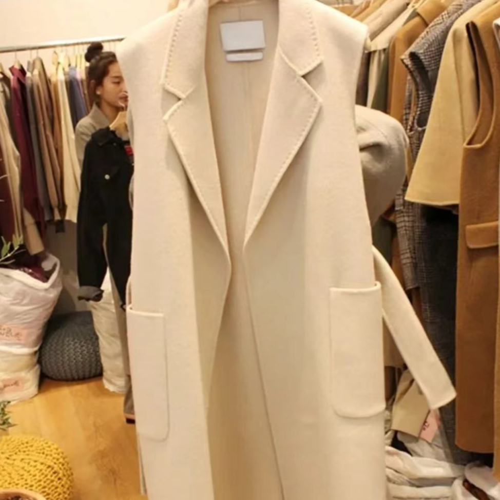 全新未使用 MaxMara 杏色翻领无袖长款外套/38/40/42码