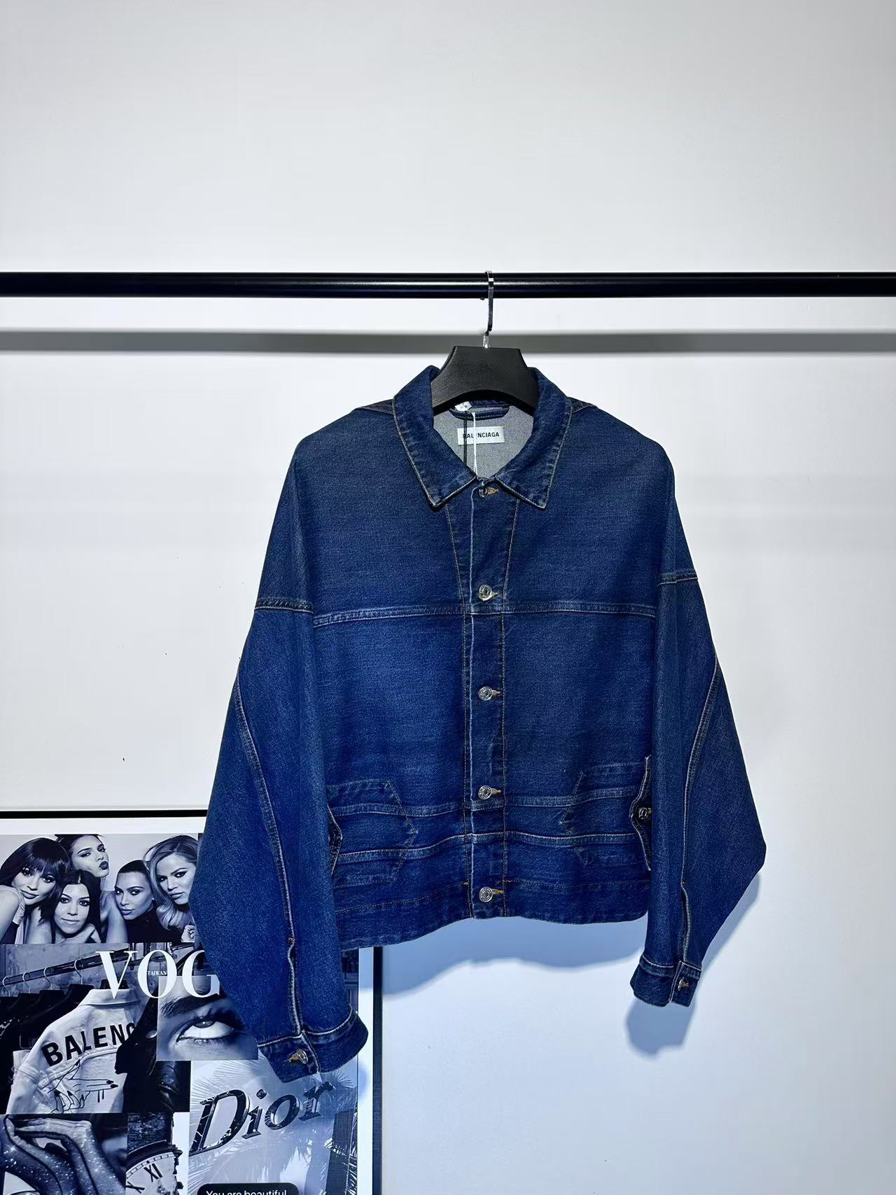 全新未使用 Balenciaga/巴黎世家 双面颠倒牛仔外套/36码