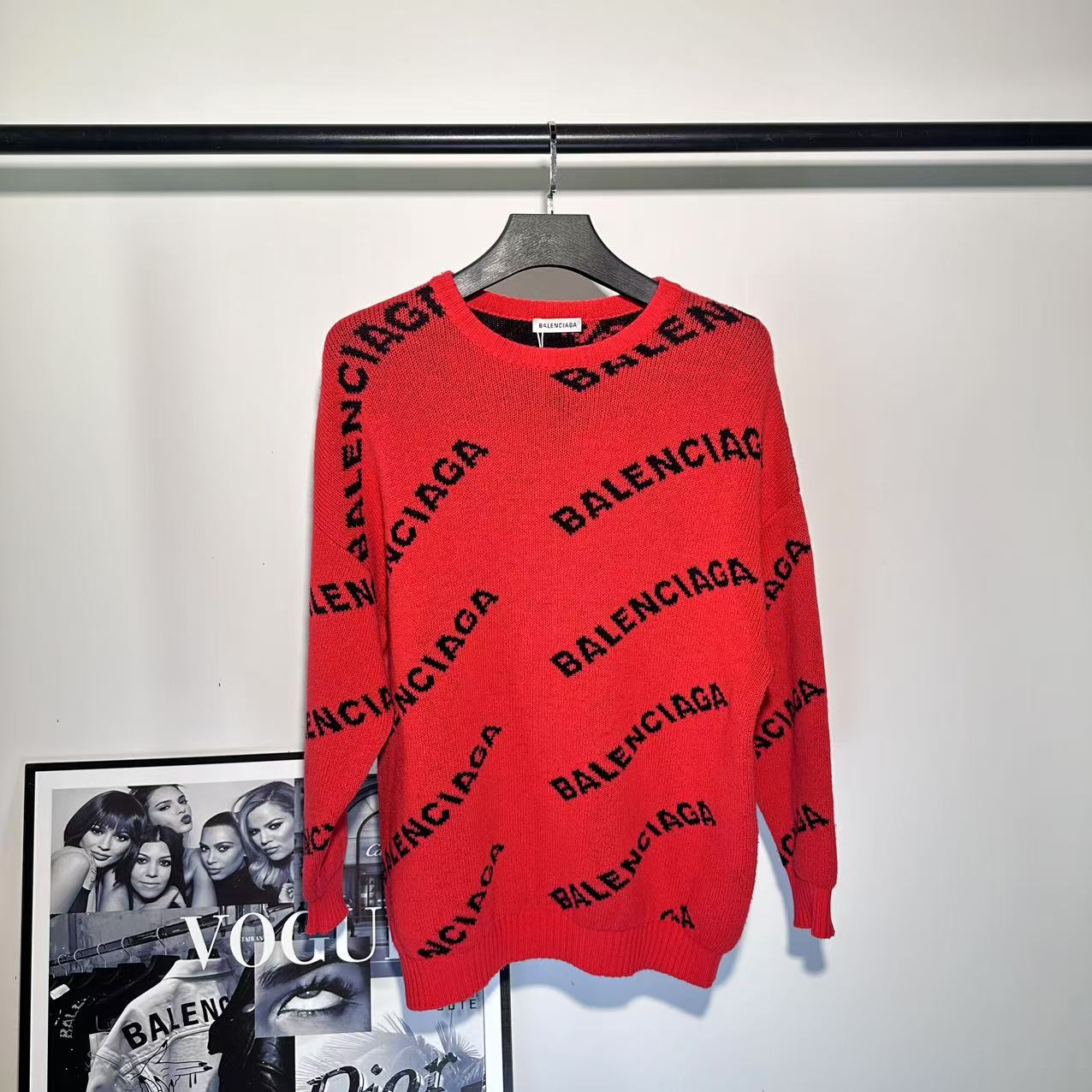 99新 Balenciaga/巴黎世家 红色弹幕毛衣/S码