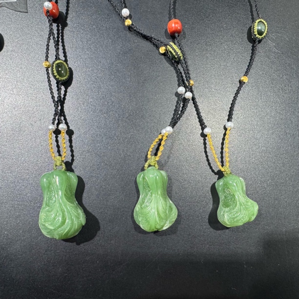 18k金天然和田玉（碧玉）吊坠～多样性发一/2027