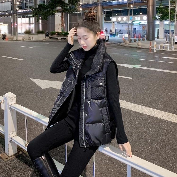 雪中飞白鸭绒羽绒马甲女2023新款韩版坎肩背心宽松秋冬短款免洗百