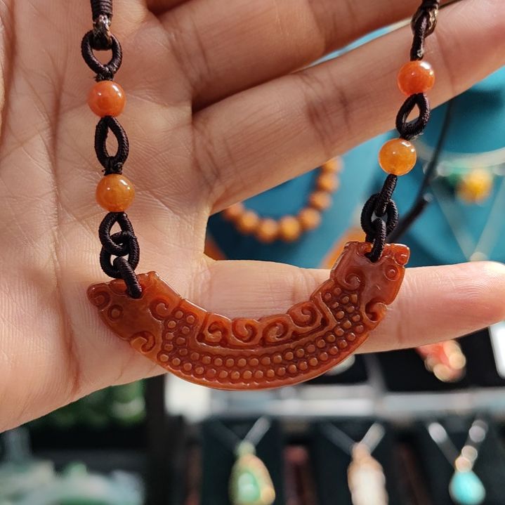 【闪购商品】翡翠颈饰未镶嵌