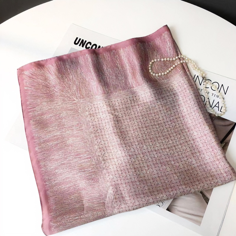 桑蚕丝丝巾 玫瑰粉 小香风68方巾高端时尚真丝围巾女士丝巾C037