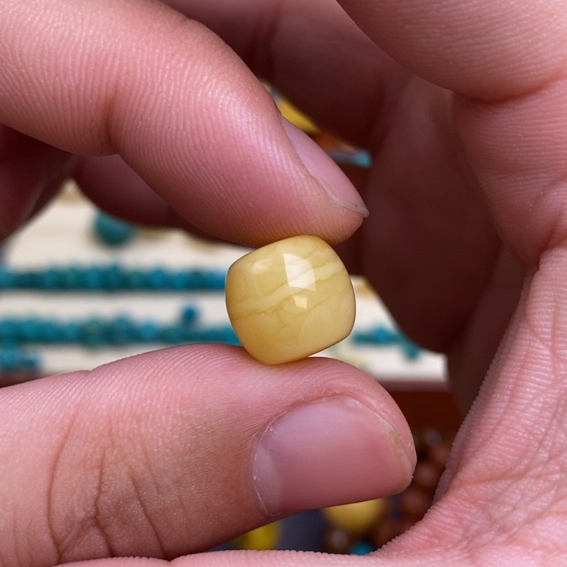 【闪购商品】蜜蜡裸石未镶嵌M**Z