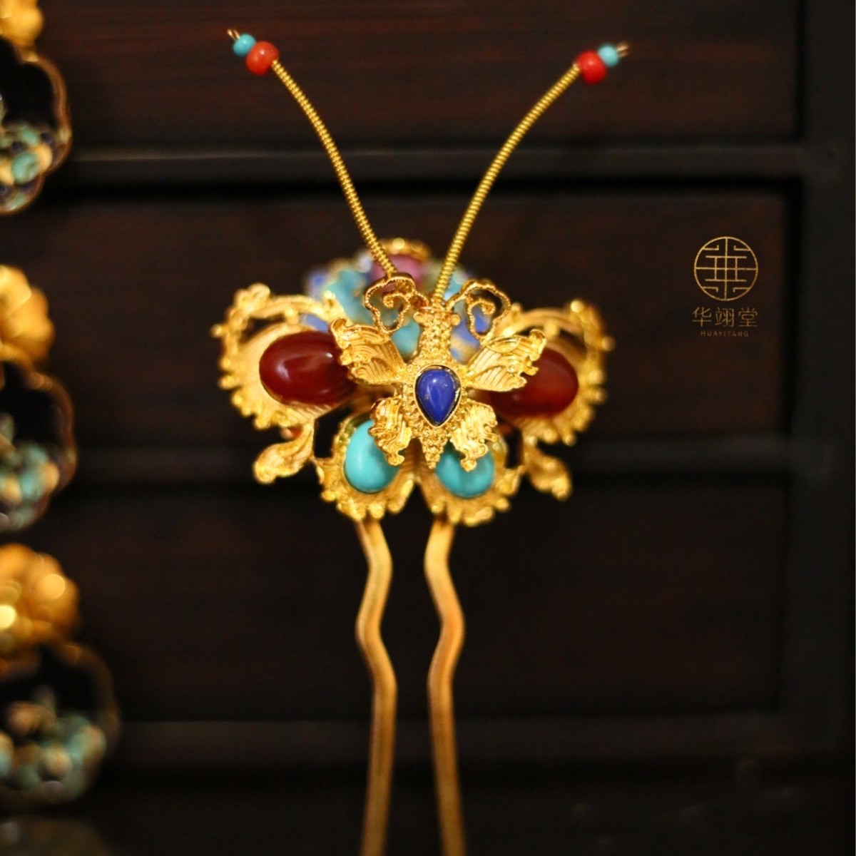 华翊堂汉服配饰铜镀金仿花丝镶嵌宝石烧蓝彩蝶簪