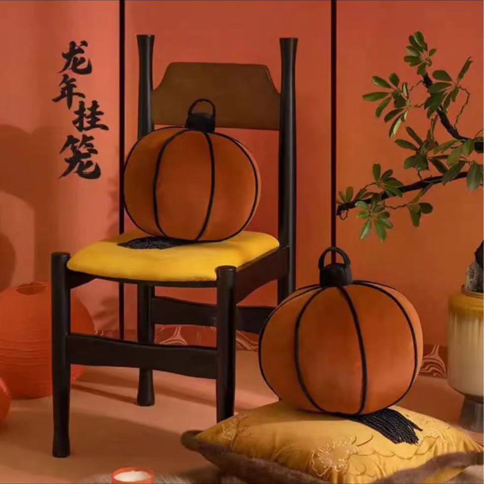 灯笼抱枕沙发客厅春节创意异形装饰飘窗靠枕靠垫