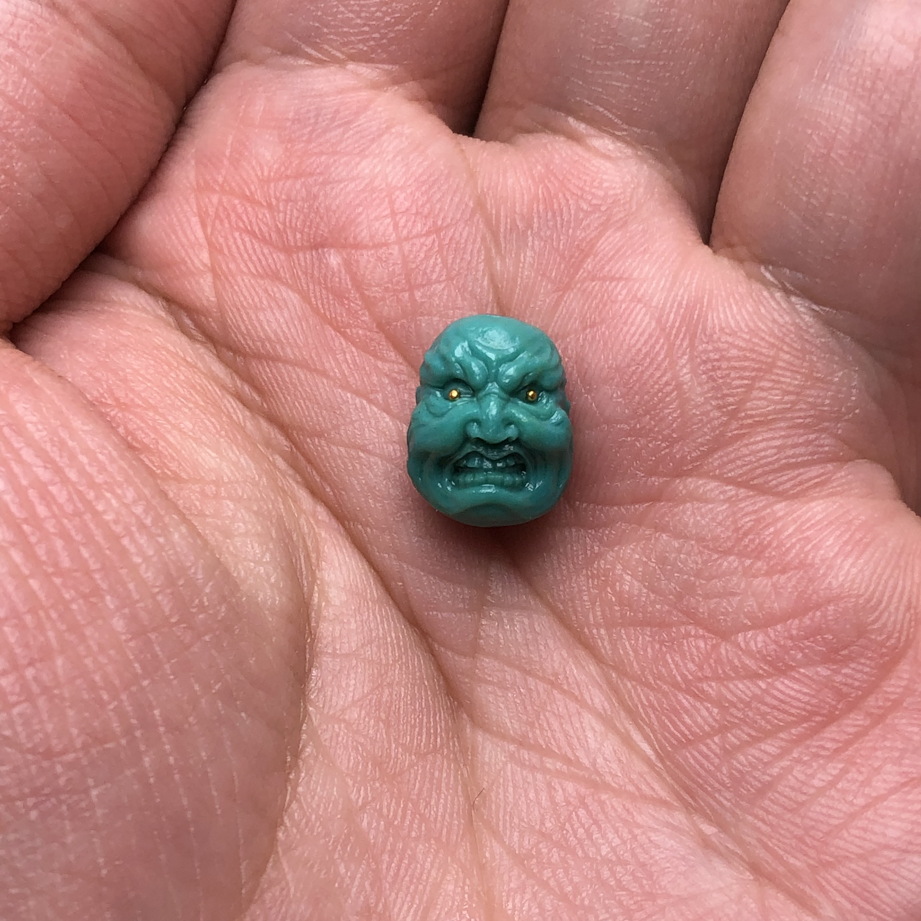 原矿高瓷绿松石恶僧背云      尺寸10*10*12.7    重1.57克