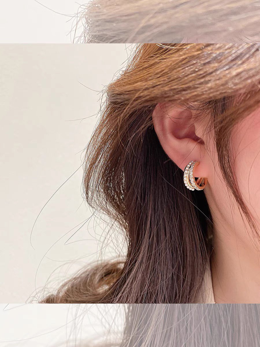 铜合金布艺耳饰 明星同款高定珠珠c圈