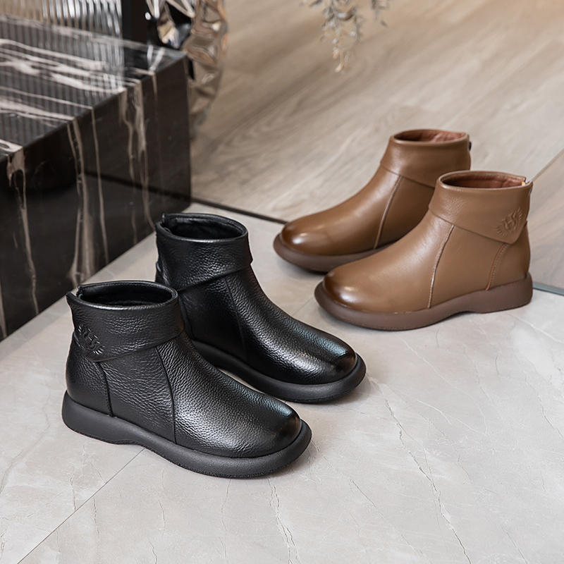 【女鞋】2025年头层牛皮新款时尚百搭的冬季软底软面马丁靴7068