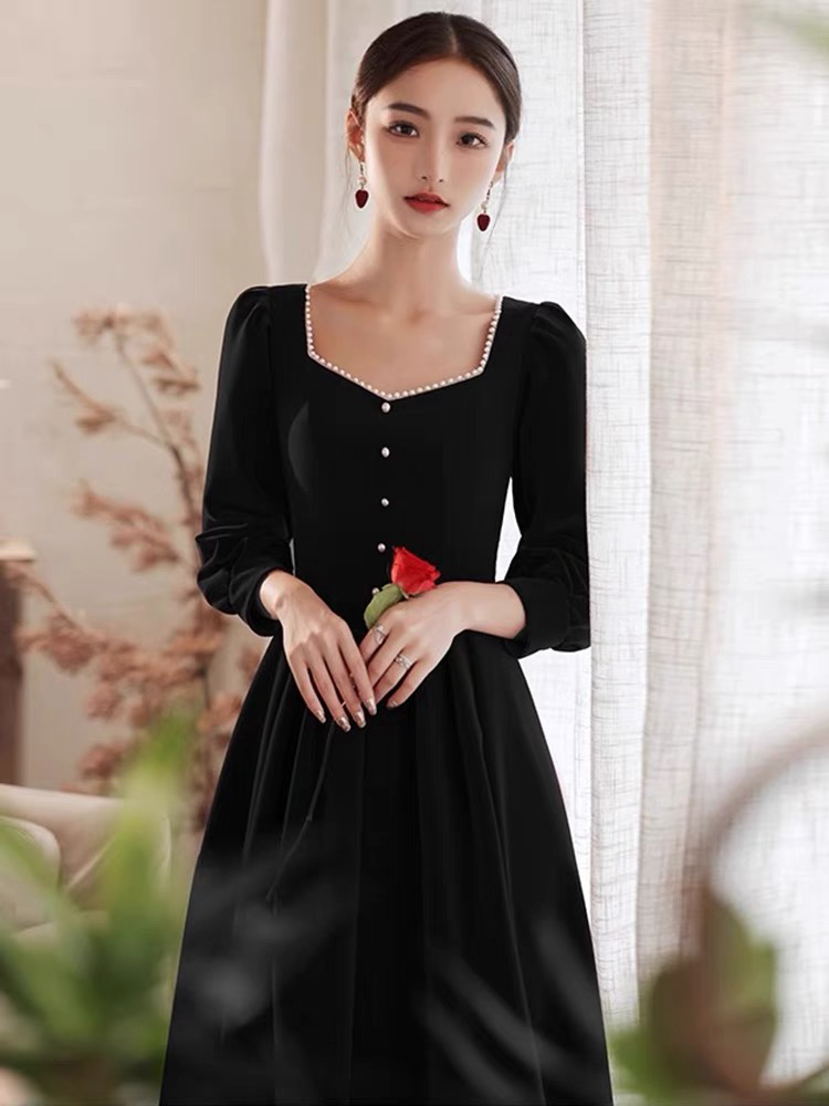 法式黑色丝绒连衣裙女秋冬新款宴会晚礼服高级感生日party名媛裙
