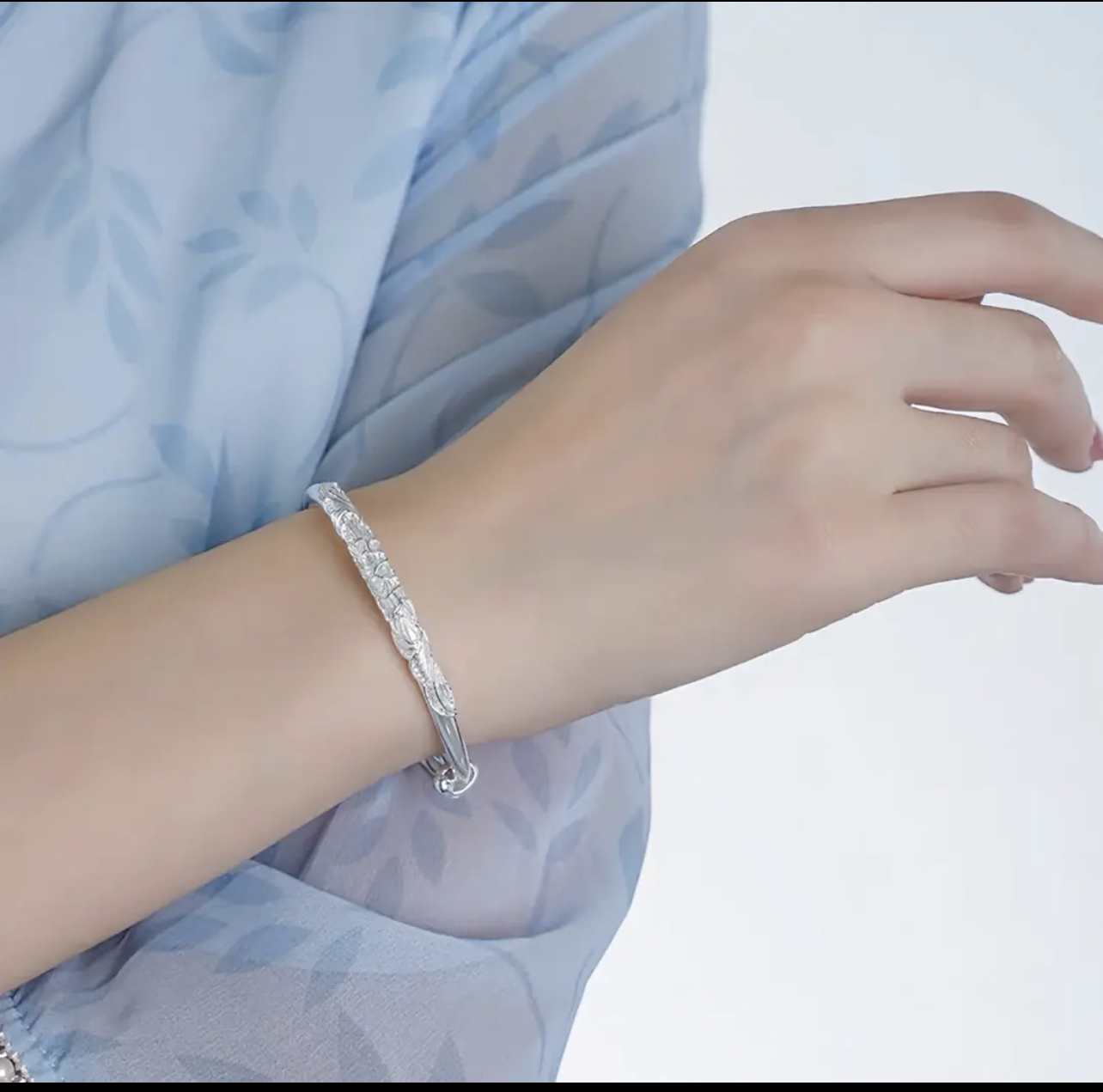 足银手镯 足银 编码20 牡丹花开推拉手镯