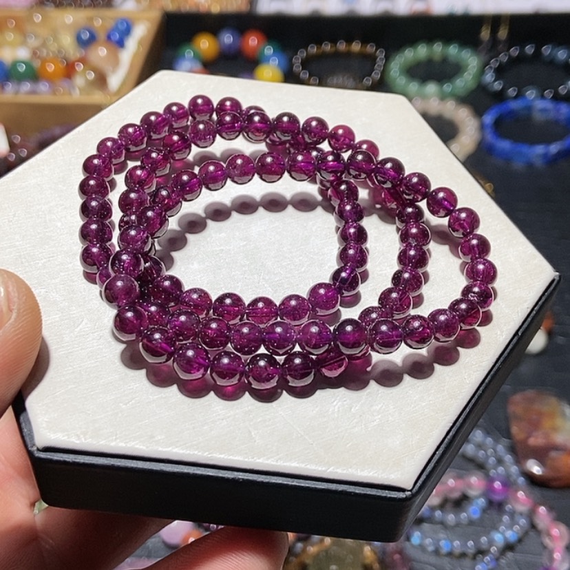 【闪购商品】石榴石（紫牙乌）手链未镶嵌悦*@