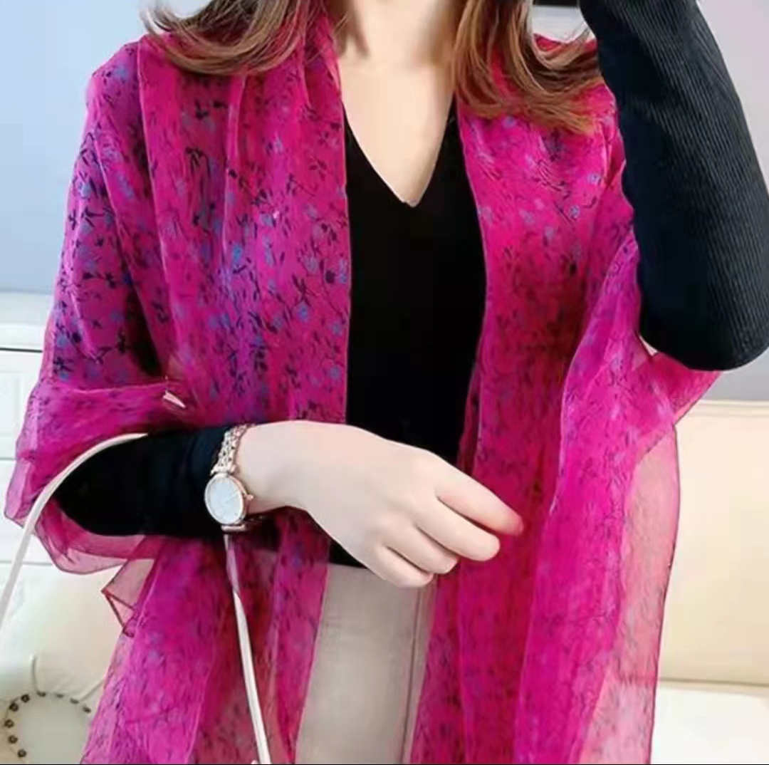 女士百搭丝巾火龙果色纱巾