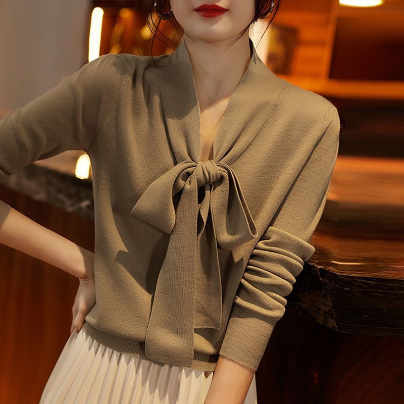 2023秋冬款优雅知性显瘦减龄飘带新款长袖针织衫气质百搭上衣女装