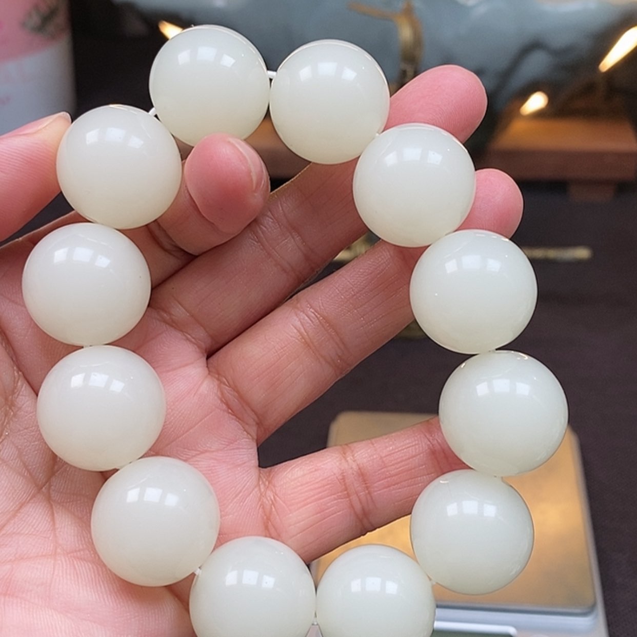 【闪购商品】和田玉（糖玉）颈饰9K金镶嵌