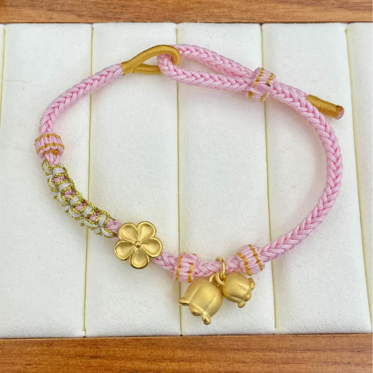 周大生足金铃兰花手链桃花黄金转运珠手绳粉色编绳送女友生日礼物