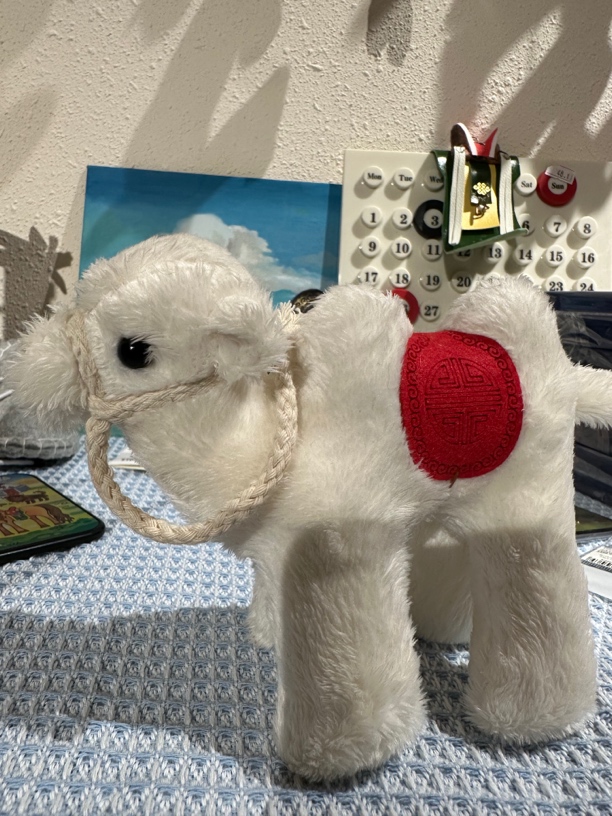 可爱骆驼毛绒摆件