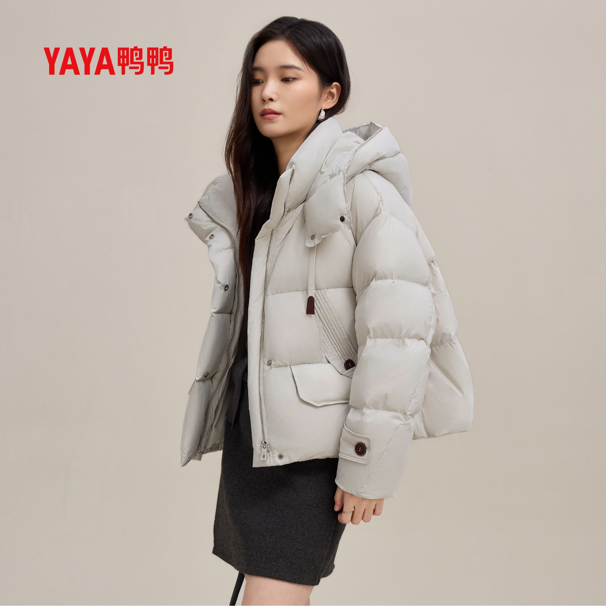  YAYA/鸭鸭【0压森氧系列】泡芙短款羽绒服冬季女士ins连帽休闲外套