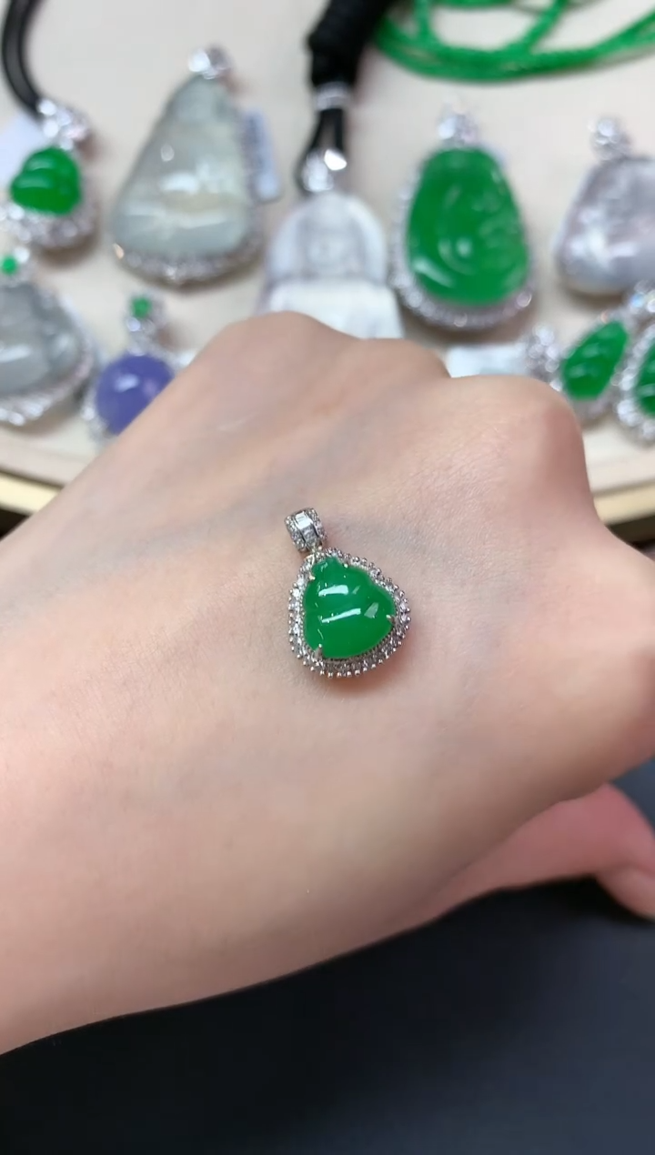 【闪购商品】翡翠吊坠(不含链)18K金镶嵌吊坠A497|7500