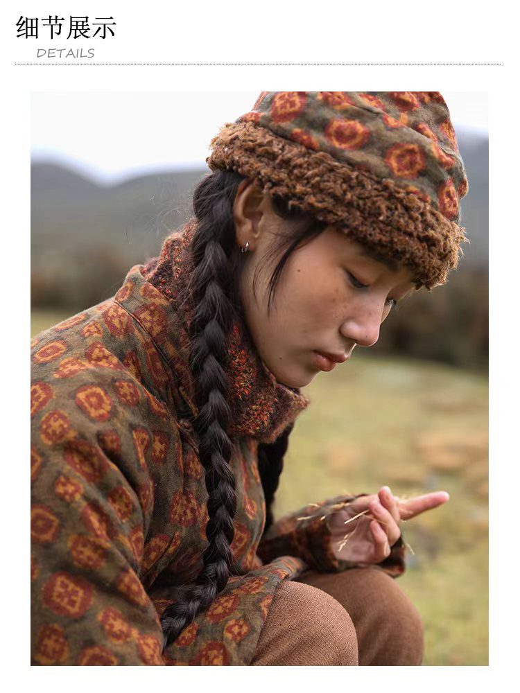 云雾里 原创设计3131复古文艺松弛感保暖恣意舒适三色印花帽子