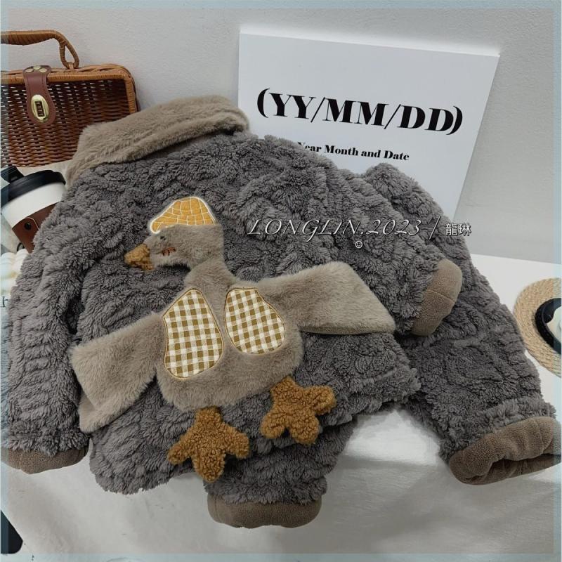 儿童加绒睡衣套装2023新款法兰绒中小童宝宝三层加厚两件套家居服