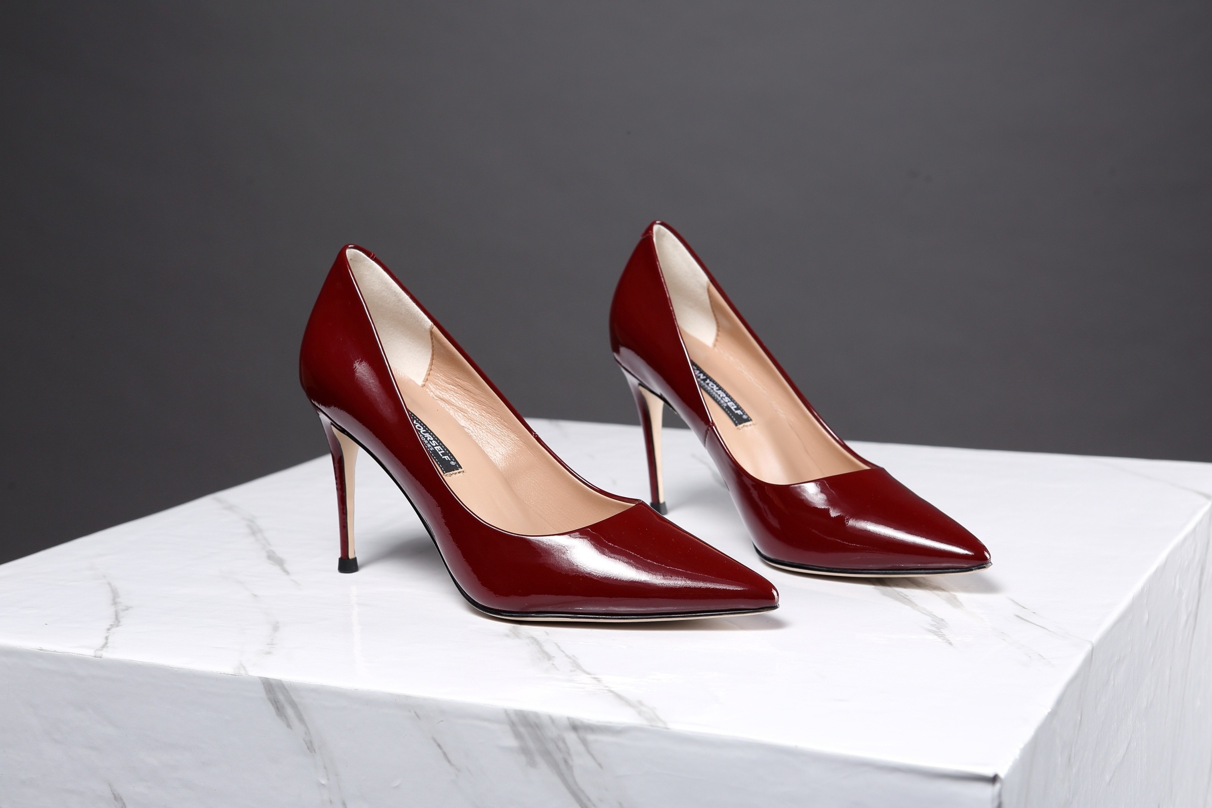 小如意气质时尚百搭休闲男女鞋（不是图片款）