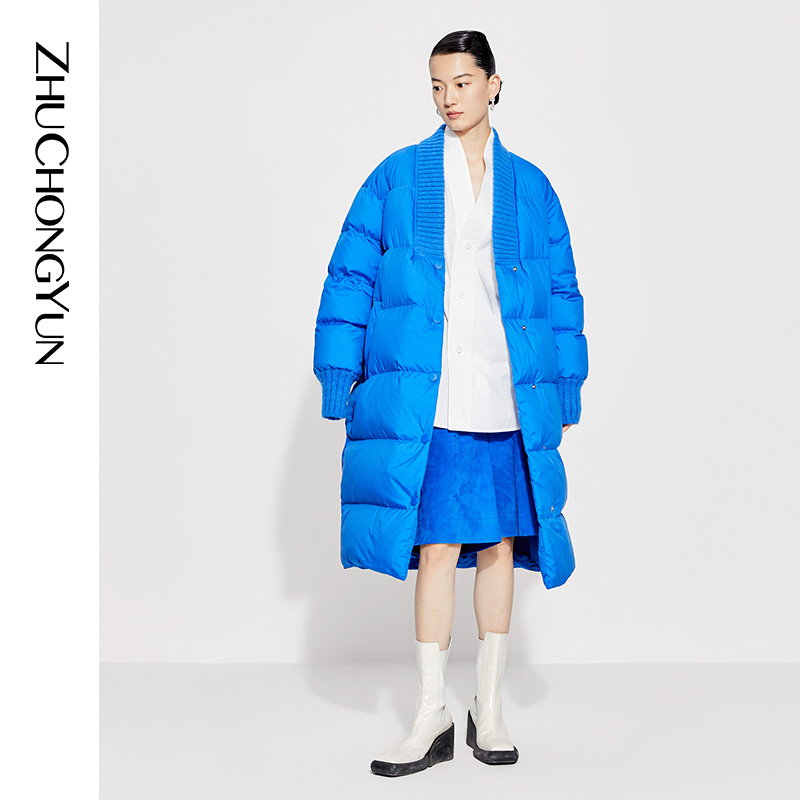 ZHUCHONGYUN【米儿精选】蓝色轻盈保暖长款羽绒服外套C1DE3538Y