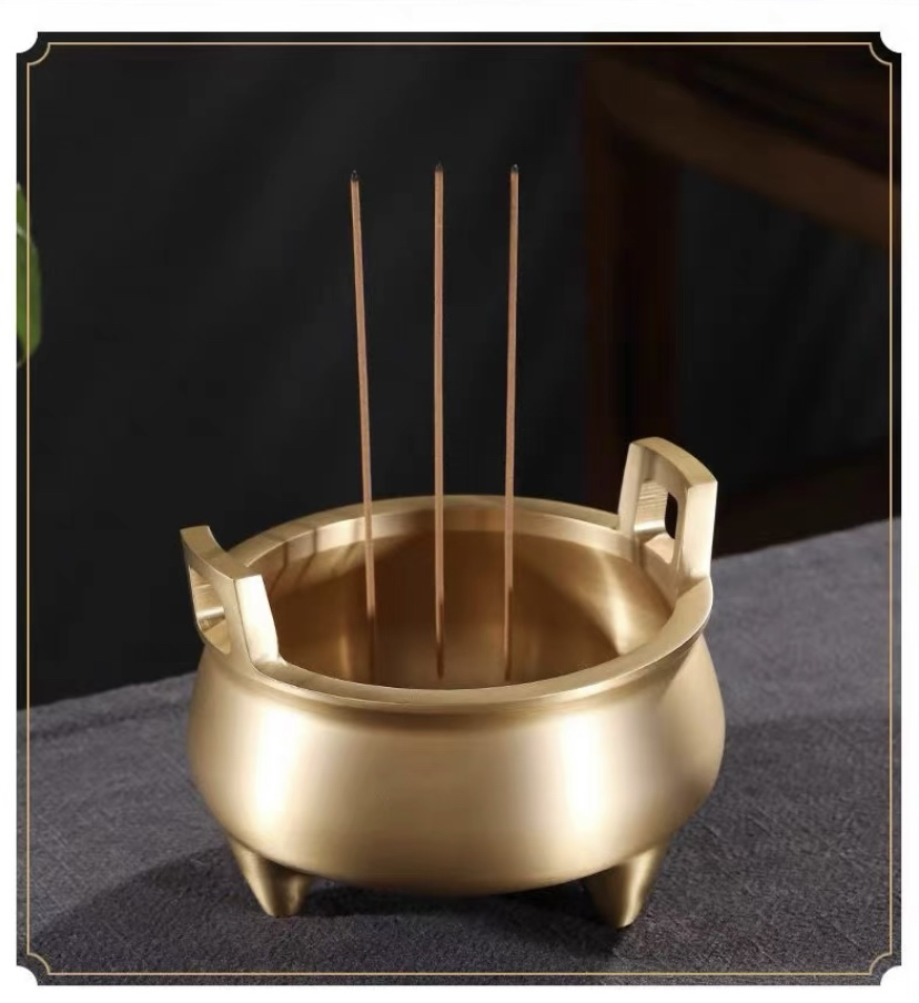 纯黄铜三足款冲天炉双耳光面加深加厚香炉家用室内居家小摆件复古