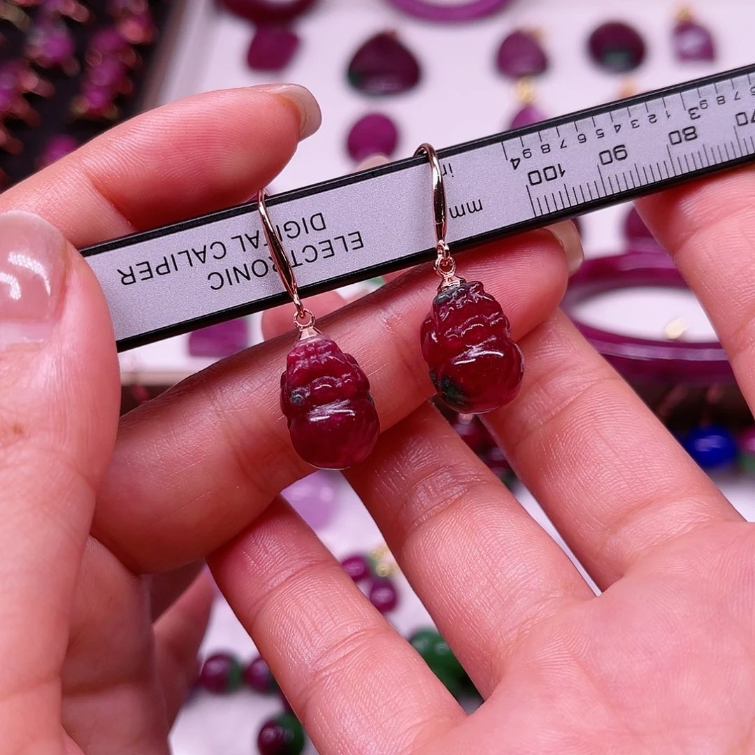 红绿宝老油925银耳坠