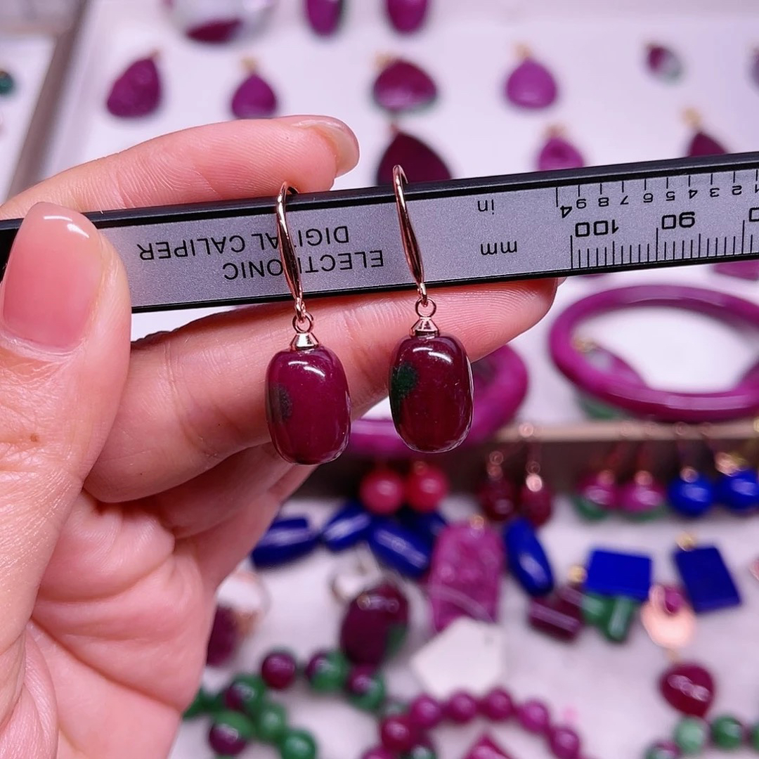 红宝石桶珠耳钩老油收藏级别