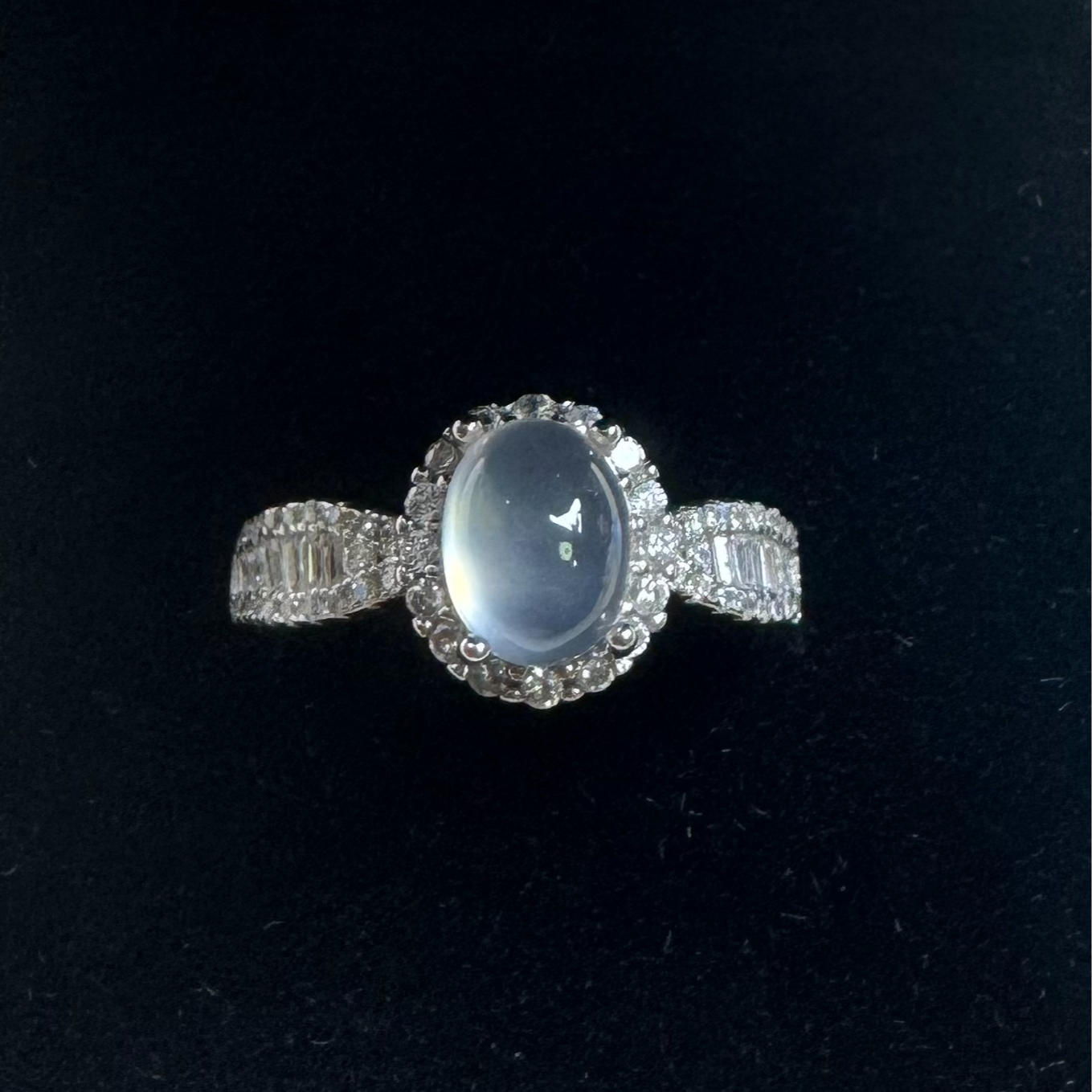 s925银镶嵌天然岫玉小蛮腰气质公主时尚女士圆戒满钻银戒豪华椭圆