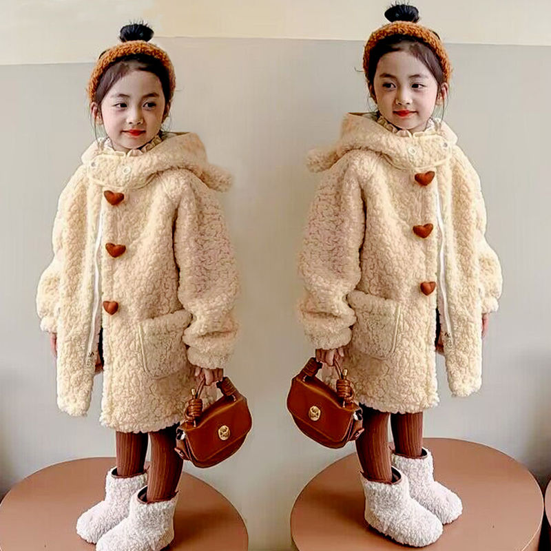 女童外套秋冬款新款洋气女宝宝毛毛衣加厚保暖儿童冬季