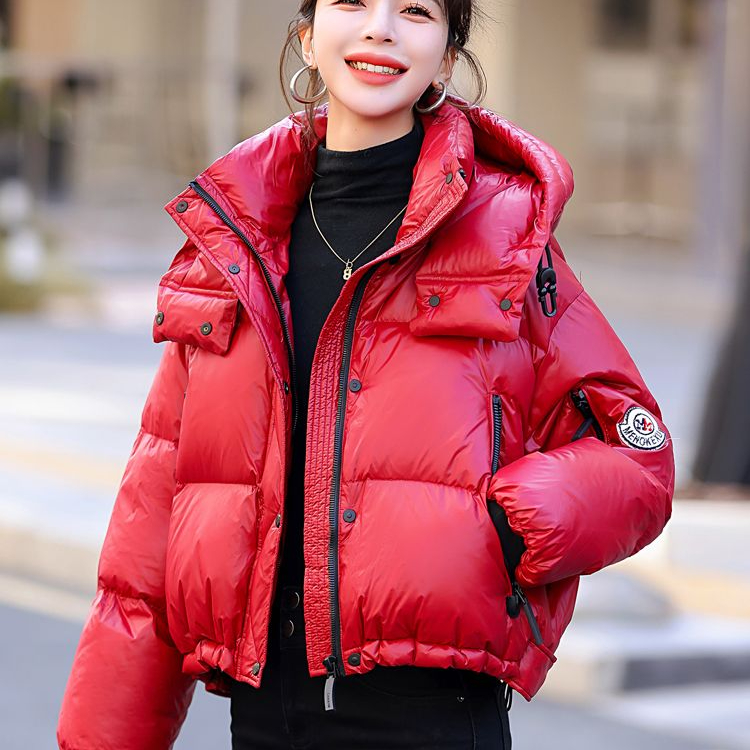 短款羽绒服女2023冬季新款今年流行爆款超好看免洗亮面白鸭绒外套