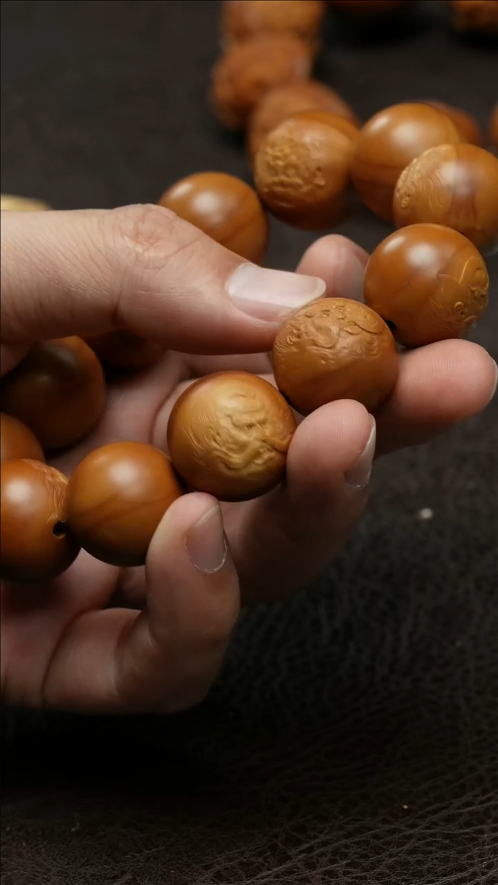 【闪购商品】橄榄核吊坠六春钟馗