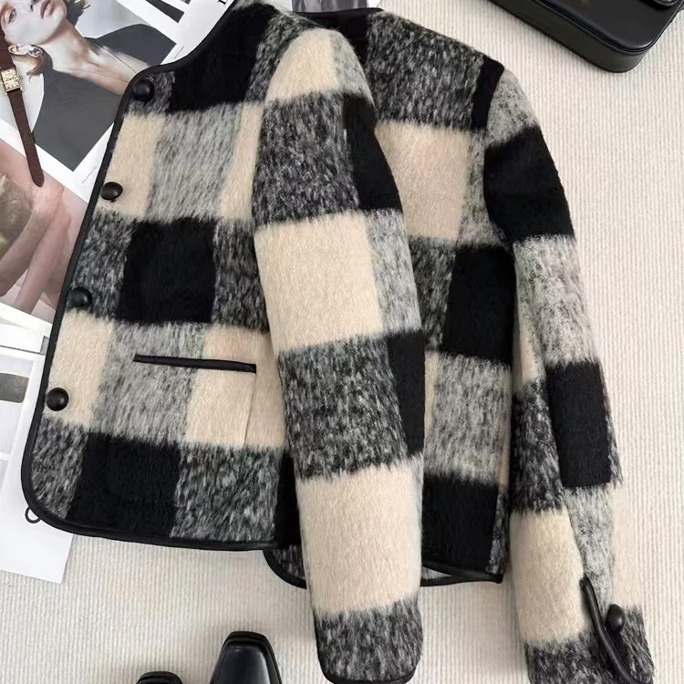 2459#内里加厚短款小香风外套女秋冬新款格子毛呢短款上衣