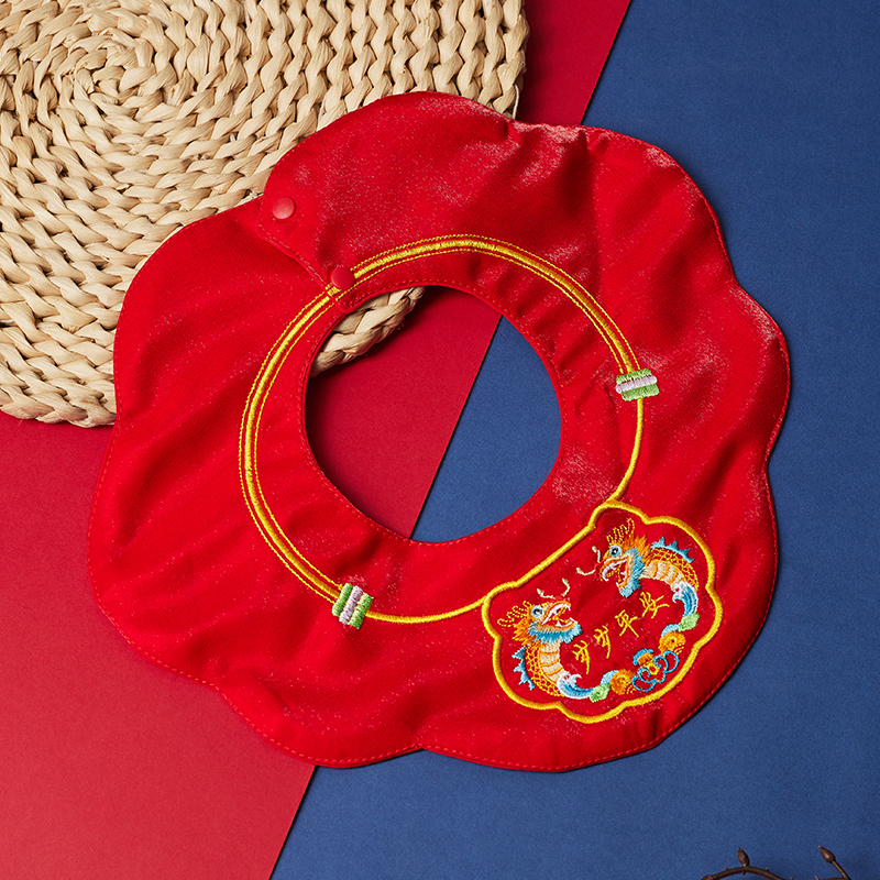 【祝福小礼】国潮婴儿传统平安绸缎围嘴宝宝虎头祥瑞绣花口水巾民俗