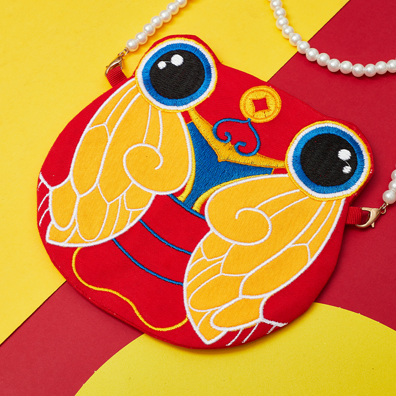 【一鸣惊人】新款婴儿斜挎包四季刺绣小包包儿童单肩包珍珠链条包