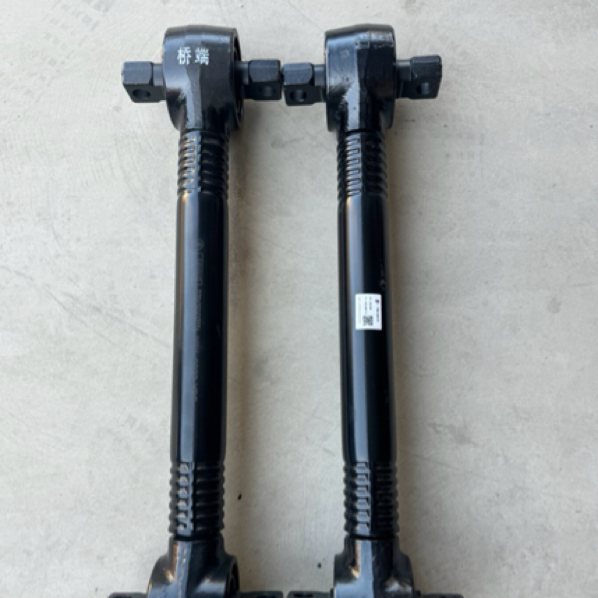 德龙自卸车加大胶套7274上推力杆