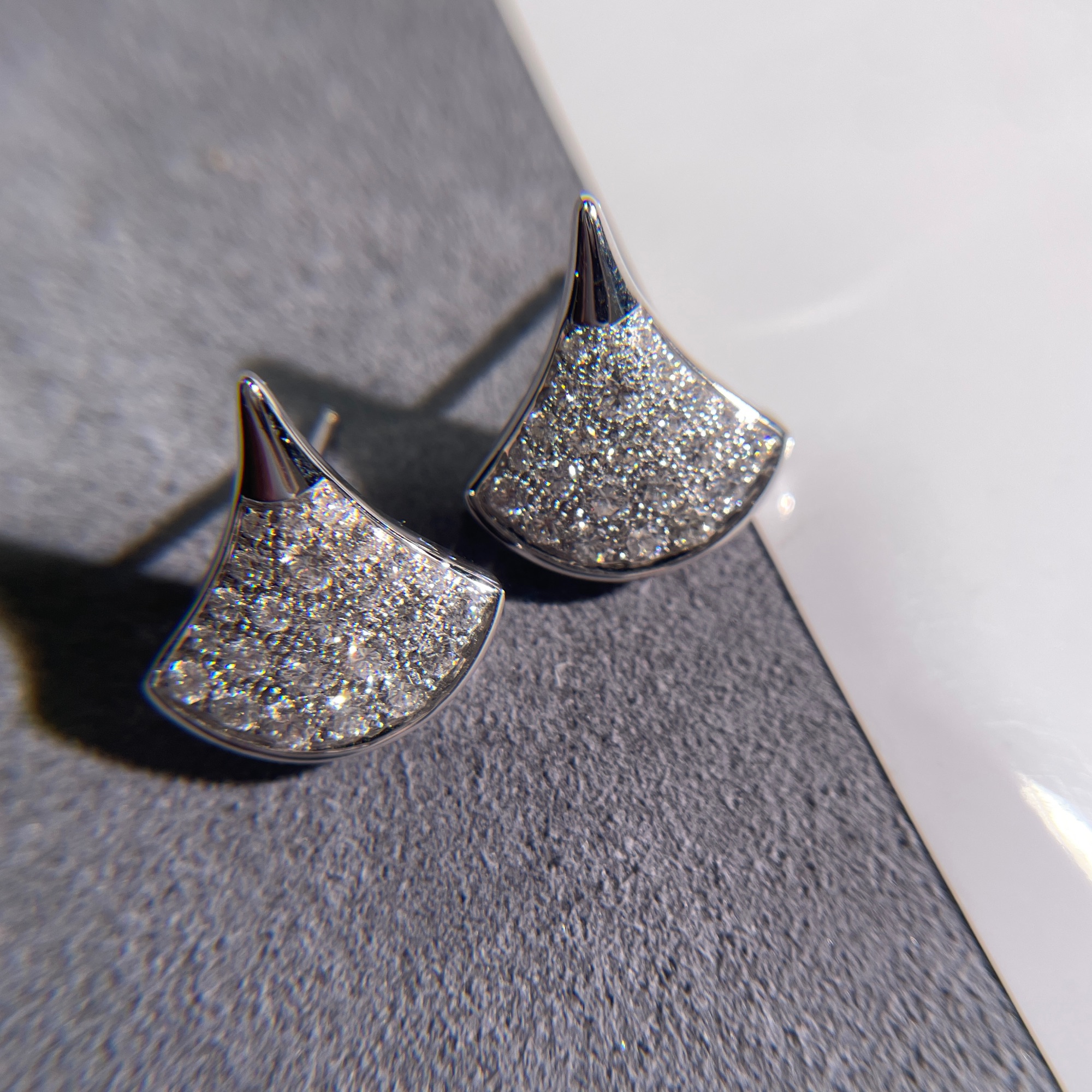 18k金满钻B家裙子耳钉101