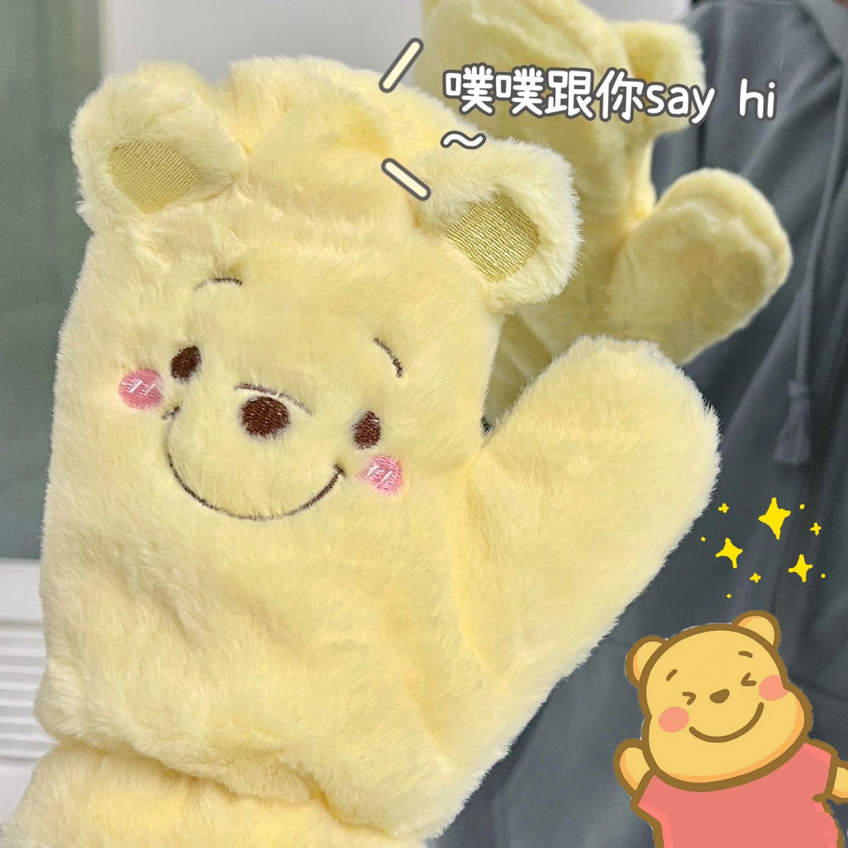 新款可爱维尼熊毛绒手套围脖秋冬少女心加绒保暖维尼全指连指手套